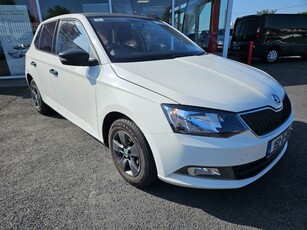 2015 - Skoda Fabia Manual