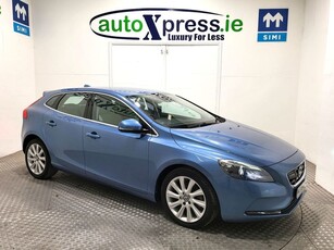 2015 - Volvo V40 Automatic