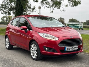 2017 - Ford Fiesta Manual