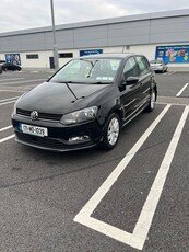 2017 - Volkswagen Polo Manual