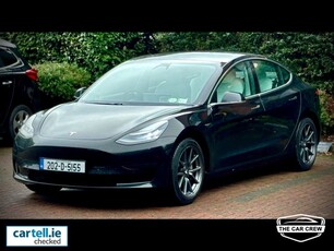 2020 - Tesla Model 3 Automatic