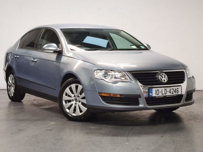 2010 - Volkswagen Passat Manual