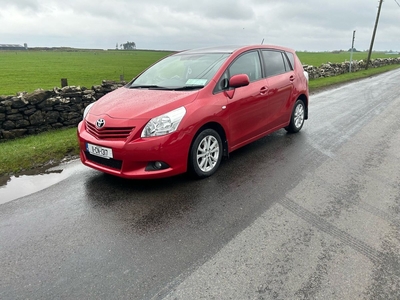 2011 - Toyota Verso Manual