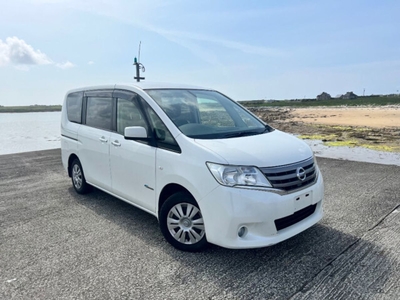 2013 - Nissan Serena Automatic