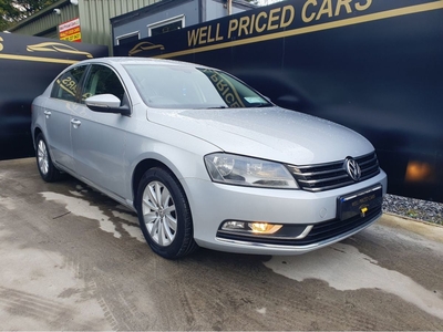 2013 - Volkswagen Passat Manual