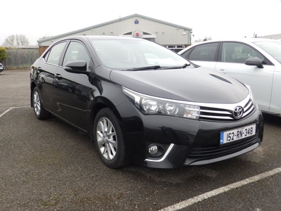 2015 - Toyota Corolla Manual