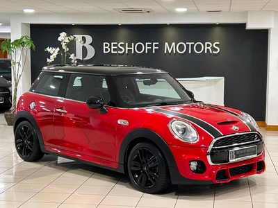 2016 (161) Mini Hatch