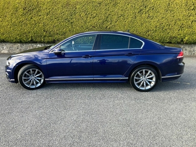 2018 - Volkswagen Passat Manual