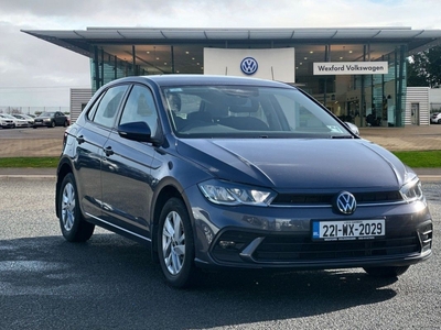 2022 - Volkswagen Polo Manual