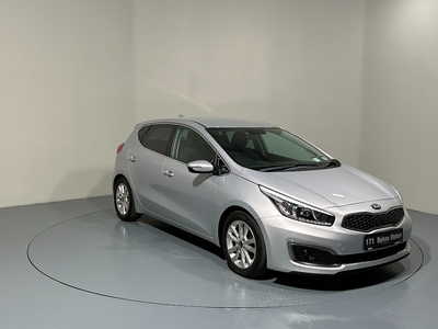 2017 (171) Kia Ceed