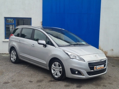 2014 - Peugeot 5008 Manual