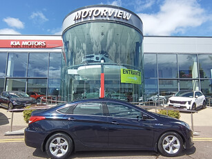 2014 (141) Hyundai i40