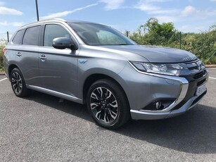 2016 (161) Mitsubishi Outlander