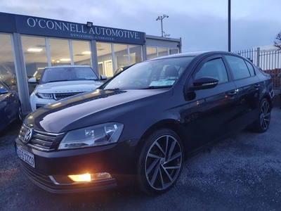 2014 - Volkswagen Passat Manual