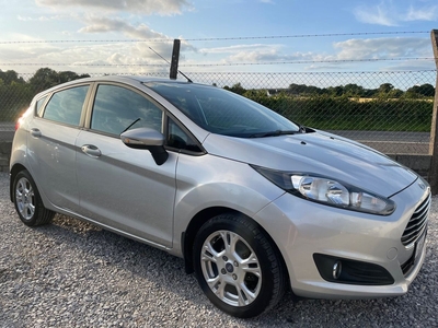 2015 - Ford Fiesta Manual