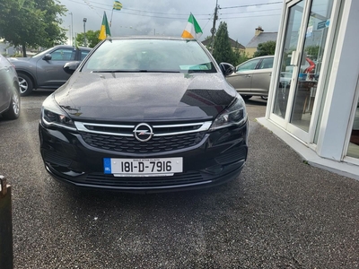 2018 - Opel Astra Manual