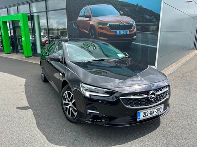 2021 - Opel Insignia Manual