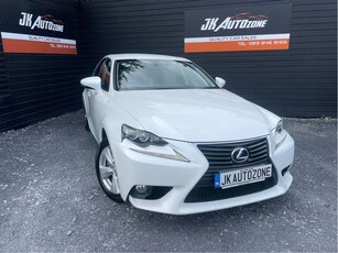 2013 Lexus IS 300h