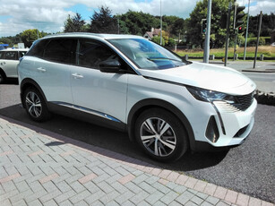 2022 (221) Peugeot 3008