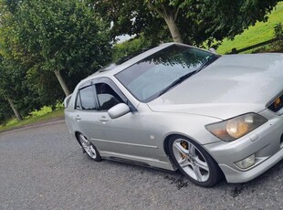 2001 - Lexus IS Manual