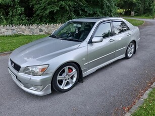 2002 - Lexus IS Manual