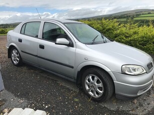 2002 - Vauxhall Astra Manual