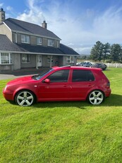 2003 - Volkswagen Golf ---