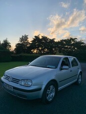 2003 - Volkswagen Golf ---