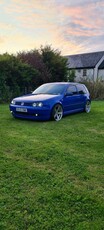 2003 - Volkswagen Golf ---