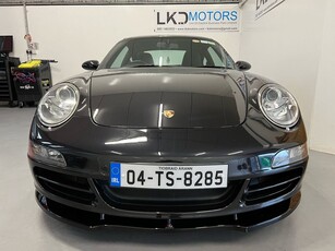 2004 - Porsche 911 ---