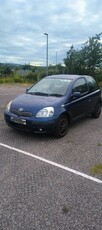 2004 - Toyota Yaris ---