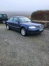 2004 - Volkswagen Passat ---