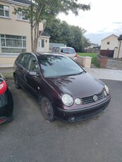 2004 - Volkswagen Polo Manual