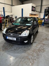 2005 - Ford Fiesta Manual