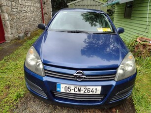 2005 - Opel Astra Manual