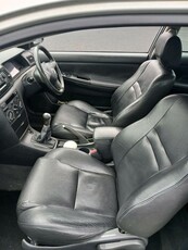 2005 - Toyota Corolla Manual