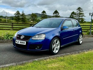 2005 - Volkswagen Golf Manual