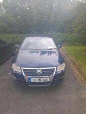 2005 - Volkswagen Passat Manual