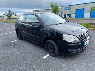 2005 - Volkswagen Polo ---