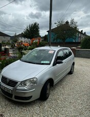 2005 - Volkswagen Polo Manual