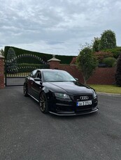 2006 - Audi RS4 Manual