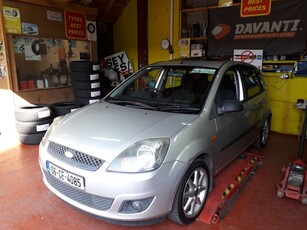 2006 - Ford Fiesta Manual