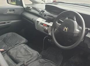 2006 - Honda FR-V Manual