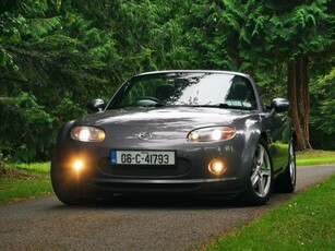 2006 - Mazda MX-5 ---