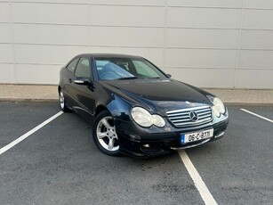 2006 - Mercedes-Benz C-Class Manual