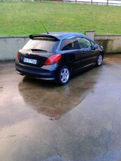 2006 - Peugeot 207 Manual