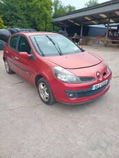 2006 - Renault Clio Manual