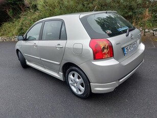 2006 - Toyota Corolla ---