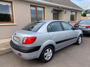 2007 - Kia Rio Manual