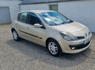 2007 - Renault Clio Manual